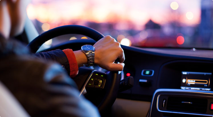 Three Reasons Why it's Safer to Hire a Professional Driver -